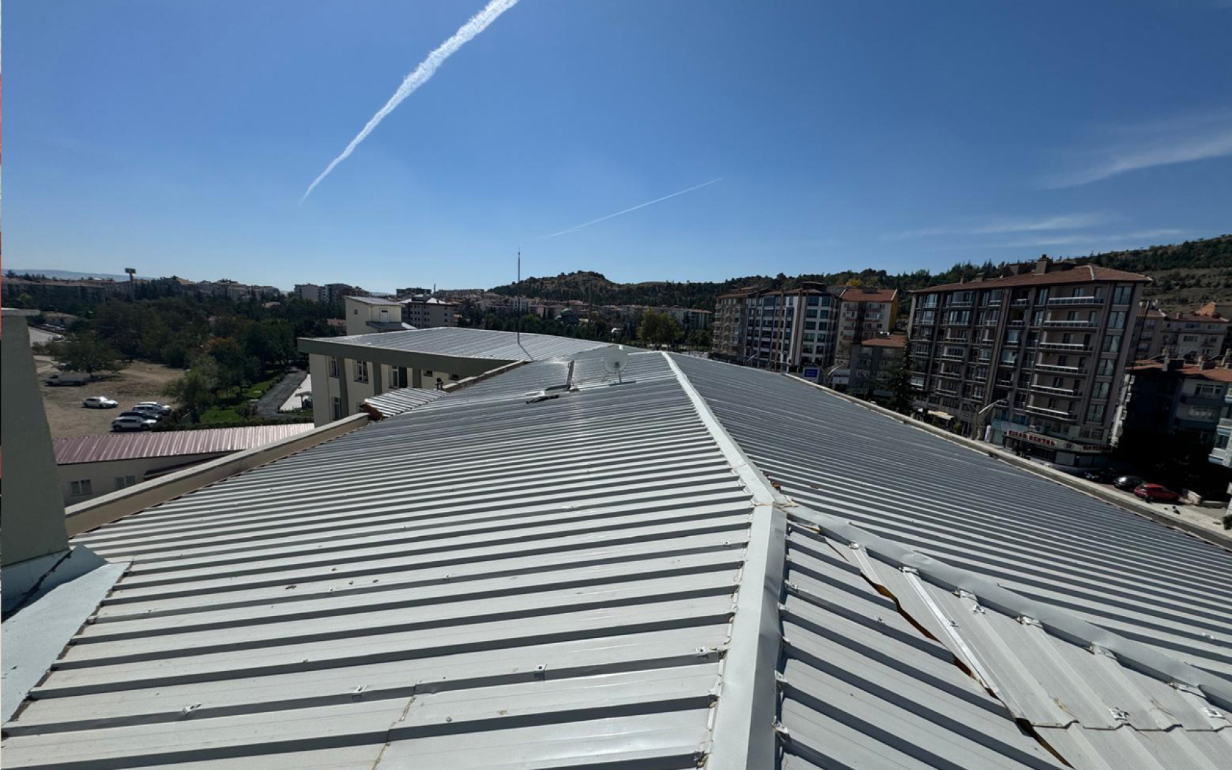 Sandvic Panel Uygulamasi